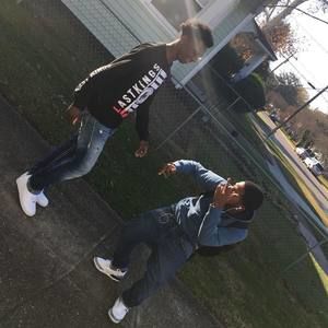 Meet your Posher, Devin